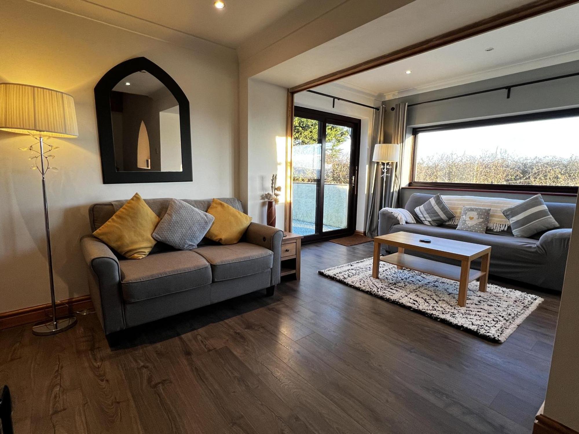 3 Bed Detached Cottage- Log Burner Mountain Views Beaumaris Buitenkant foto