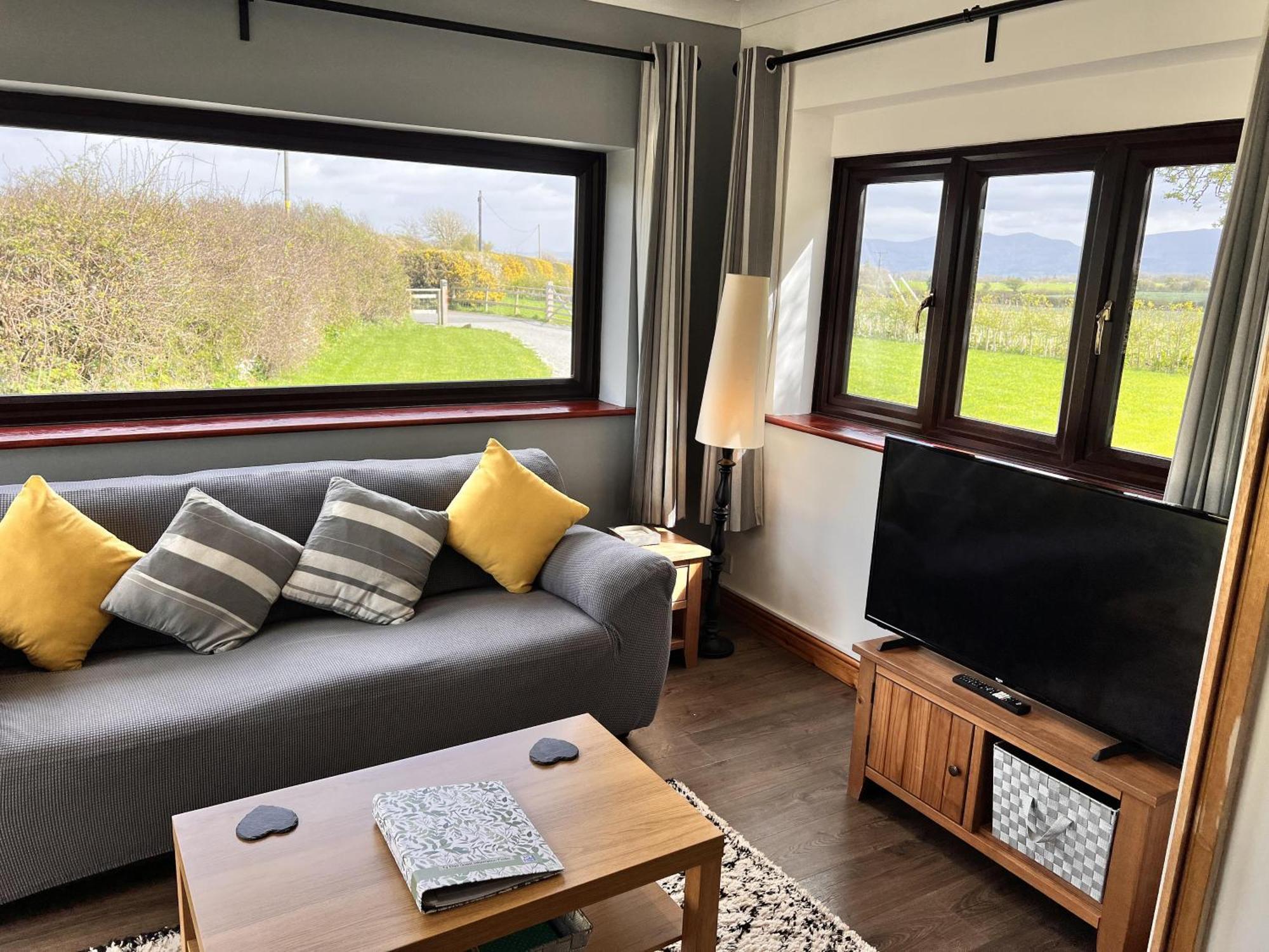 3 Bed Detached Cottage- Log Burner Mountain Views Beaumaris Buitenkant foto