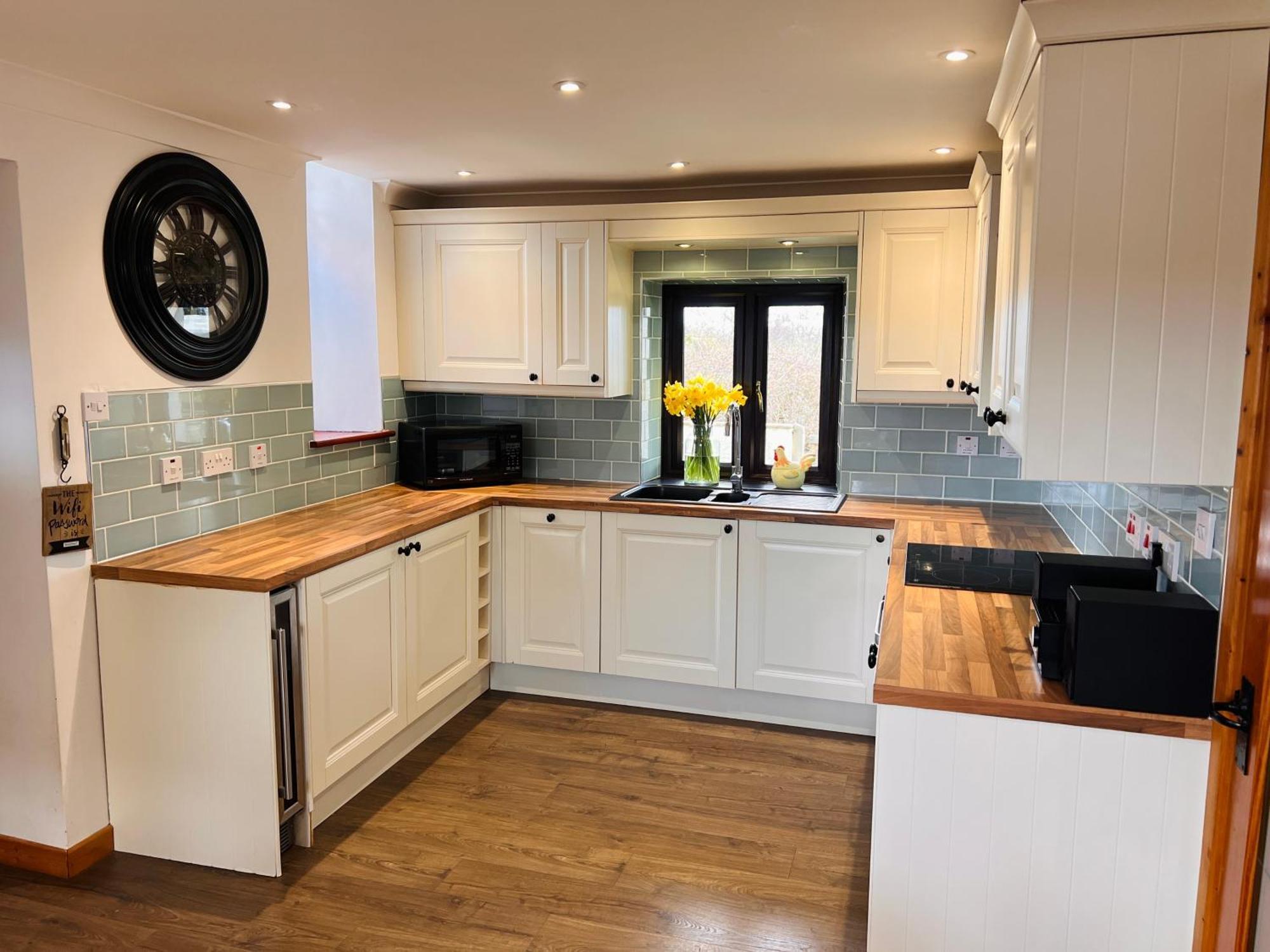 3 Bed Detached Cottage- Log Burner Mountain Views Beaumaris Buitenkant foto